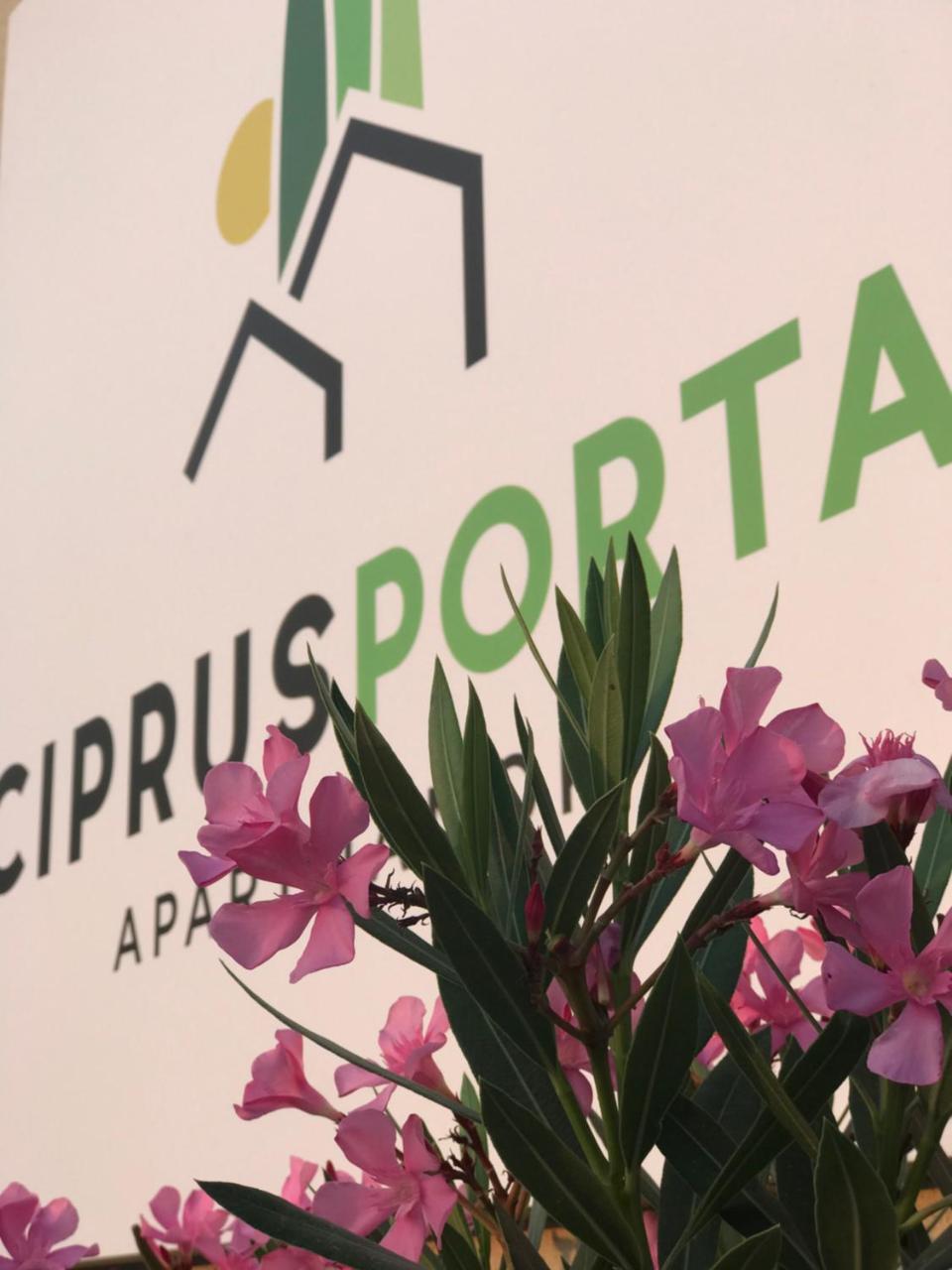 Ciprus Porta Apartmanok Balatonkenese Εξωτερικό φωτογραφία